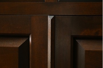 【SY様ご決済用】中古　松本民芸家具　和モダンな佇まいが美しいG-III型面取り食器棚　定価約83万円　(R-055850)