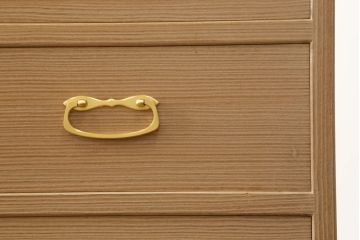 中古　美品　伝統工芸品　高級感ある佇まいの名古屋総桐箪笥(定価約100万円)(並厚、四方丸)(桐たんす、衣装箪笥、和タンス)(R-055857)
