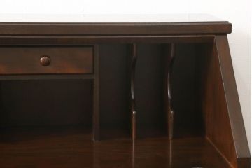 中古　国産民芸家具　カバ材　ころんとした取っ手が可愛らしいライティングビューロー(在宅ワーク、在宅用、ワークデスク、チェスト、引き出し)(R-055858)