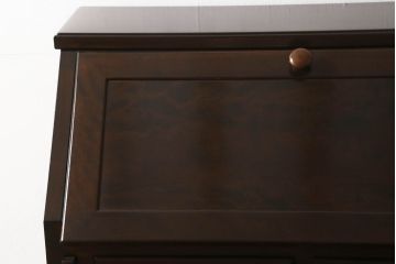 中古　国産民芸家具　カバ材　ころんとした取っ手が可愛らしいライティングビューロー(在宅ワーク、在宅用、ワークデスク、チェスト、引き出し)(R-055858)