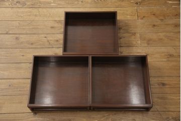 中古　美品　最高級　総シタン材(紫檀)　高蒔絵入り　大振りなサイズで存在感抜群の飾り棚(茶棚、茶箪笥、戸棚、収納棚)(R-055888)