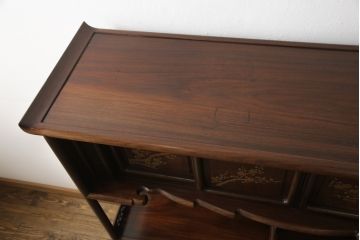 中古　美品　最高級　総シタン材(紫檀)　高蒔絵入り　大振りなサイズで存在感抜群の飾り棚(茶棚、茶箪笥、戸棚、収納棚)(R-055888)