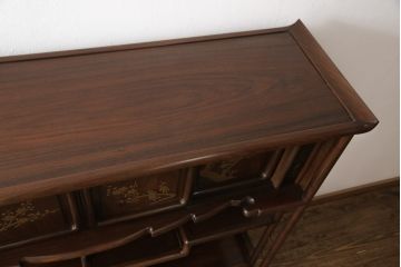 中古　美品　最高級　総シタン材(紫檀)　高蒔絵入り　大振りなサイズで存在感抜群の飾り棚(茶棚、茶箪笥、戸棚、収納棚)(R-055888)