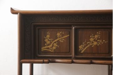 中古　美品　最高級　総シタン材(紫檀)　高蒔絵入り　大振りなサイズで存在感抜群の飾り棚(茶棚、茶箪笥、戸棚、収納棚)(R-055888)