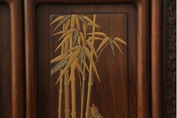中古　美品　最高級　総シタン材(紫檀)　高蒔絵入り　大振りなサイズで存在感抜群の飾り棚(茶棚、茶箪笥、戸棚、収納棚)(R-055888)