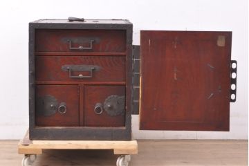 極上品・極美品!　完全オリジナル　総欅材製・厚手金具の素晴らしい作り!アンティーク佐渡船箪笥(掛硯型、懸硯型、時代箪笥、工芸箪笥、骨董)(R-055889)