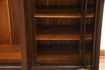 イギリスアンティーク　オーク材　収納力抜群の高級感溢れるワードローブ(洋服タンス、収納棚)(R-055916)