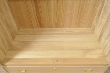 中古　国産　コートなど大切な洋服の収納に!高級総桐箪笥ワードローブ(並厚)(洋服箪笥、桐たんす、タンス)(R-055919)