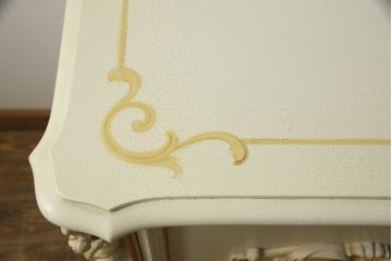 中古　イタリア　SILIK(シリック)　ロココ調　小花柄が可愛らしい雰囲気を醸し出すテレビボード(サイドボード、サイドキャビネット、リビングボード、テレビ台)(R-055920)