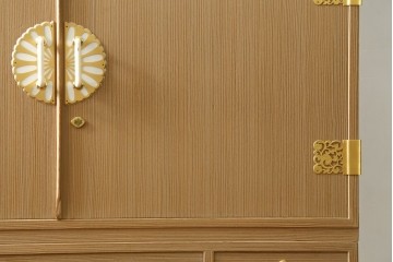 中古　美品　伝統工芸品　名古屋総桐箪笥(並厚・四方丸)　衣装盆に至るまで凝ったつくりの高級品着物箪笥　(R-055924)