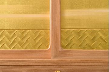 中古　美品　伝統工芸　衣装盆に至るまで凝ったつくりが魅力的な高級品!名古屋総桐箪笥(並厚、四方丸)(桐たんす、着物箪笥、衣装タンス、バラ売り可能)(R-055924)