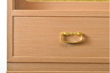 中古　美品　伝統工芸　衣装盆に至るまで凝ったつくりが魅力的な高級品!名古屋総桐箪笥(並厚、四方丸)(桐たんす、着物箪笥、衣装タンス、バラ売り可能)(R-055924)