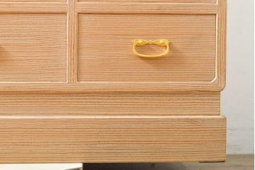 中古　美品　伝統工芸　衣装盆に至るまで凝ったつくりが魅力的な高級品!名古屋総桐箪笥(並厚、四方丸)(桐たんす、着物箪笥、衣装タンス、バラ売り可能)(R-055924)