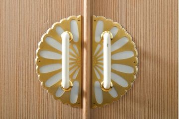 中古　美品　伝統工芸　衣装盆に至るまで凝ったつくりが魅力的な高級品!名古屋総桐箪笥(並厚、四方丸)(桐たんす、着物箪笥、衣装タンス、バラ売り可能)(R-055924)