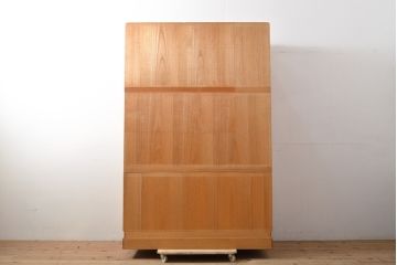 中古　美品　伝統工芸　衣装盆に至るまで凝ったつくりが魅力的な高級品!名古屋総桐箪笥(並厚、四方丸)(桐たんす、着物箪笥、衣装タンス、バラ売り可能)(R-055924)