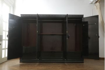 中古　美品　最高級品　組立て式　希少!豪華絢爛な装飾が存在感を放つ螺鈿細工のワードローブ(衣装タンス、収納棚、洋服タンス)(定価約500万円)(R-055928)