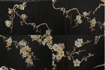中古　美品　最高級品　組立て式　希少!豪華絢爛な装飾が存在感を放つ螺鈿細工のワードローブ(衣装タンス、収納棚、洋服タンス)(定価約500万円)(R-055928)