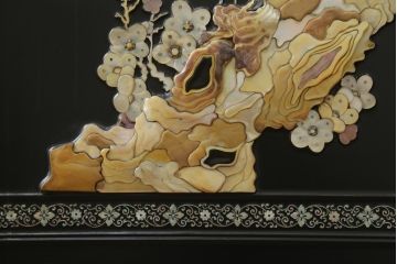 中古　美品　最高級品　組立て式　希少!豪華絢爛な装飾が存在感を放つ螺鈿細工のワードローブ(衣装タンス、収納棚、洋服タンス)(定価約500万円)(R-055928)