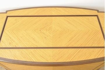 中古　アメリカ高級家具　モダンなデザインが目を引くカウンターテーブル(サイドボード、収納棚、作業台、店舗什器)(R-055932)