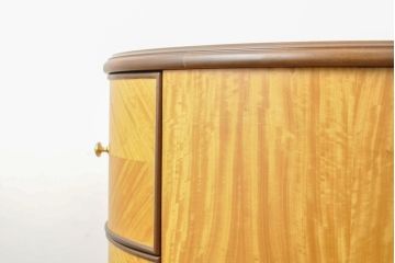 中古　アメリカ高級家具　モダンなデザインが目を引くカウンターテーブル(サイドボード、収納棚、作業台、店舗什器)(R-055932)
