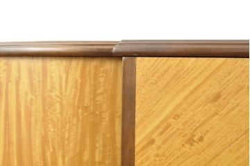 中古　アメリカ高級家具　モダンなデザインが目を引くカウンターテーブル(サイドボード、収納棚、作業台、店舗什器)(R-055932)