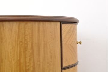中古　アメリカ高級家具　モダンなデザインが目を引くカウンターテーブル(サイドボード、収納棚、作業台、店舗什器)(R-055932)