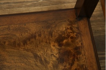 中古　美品　高級ヨーロッパ輸入家具　マホガニー材　サイドテーブル　定価約18万円　(R-055939)