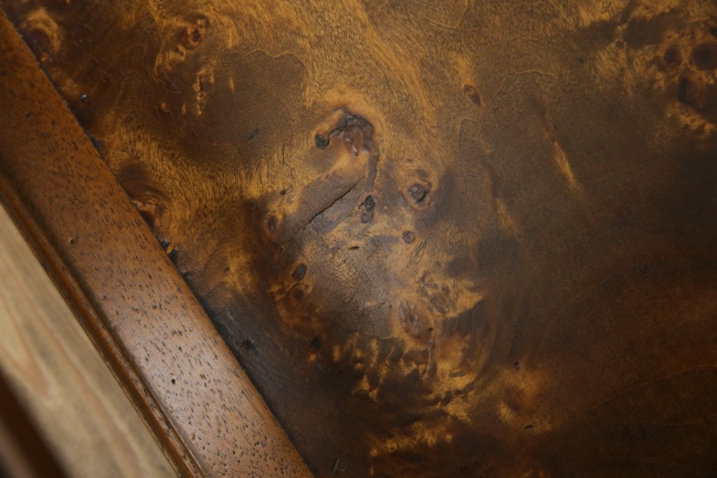 中古　美品　高級ヨーロッパ輸入家具　マホガニー材　サイドテーブル　定価約18万円　(R-055939)