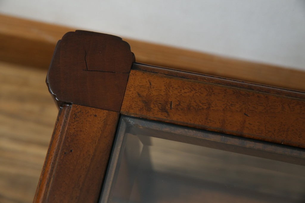 中古　美品　高級ヨーロッパ輸入家具　マホガニー材　サイドテーブル　定価約18万円　(R-055939)