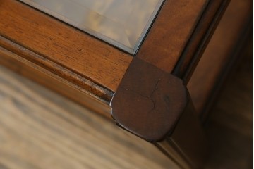 中古　美品　高級ヨーロッパ輸入家具　マホガニー材　サイドテーブル　定価約18万円　(R-055939)