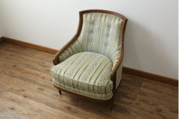 中古　美品　DREXEL HERITAGE(ドレクセルヘリテイジ)　上品な佇まいが魅力的な1人掛けソファ+オットマンセット(一人掛け、アームチェア)(R-055944)