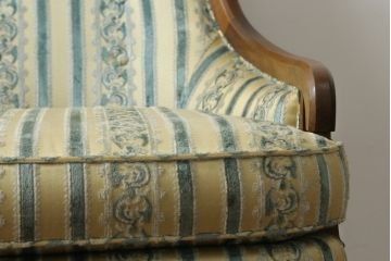 中古　美品　DREXEL HERITAGE(ドレクセルヘリテイジ)　上品な佇まいが魅力的な1人掛けソファ+オットマンセット(一人掛け、アームチェア)(R-055944)