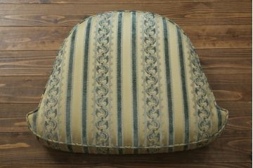 中古　美品　DREXEL HERITAGE(ドレクセルヘリテイジ)　上品な佇まいが魅力的な1人掛けソファ+オットマンセット(一人掛け、アームチェア)(R-055944)
