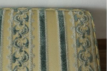 中古　美品　DREXEL HERITAGE(ドレクセルヘリテイジ)　上品な佇まいが魅力的な1人掛けソファ+オットマンセット(一人掛け、アームチェア)(R-055944)
