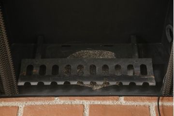 中古　美品　Rustic Craft(ラスティック・クラフト)　まるで本物のようなリアルさが目を引くイミテーション暖炉(定価約31万円)(マントルピース)(R-055964)