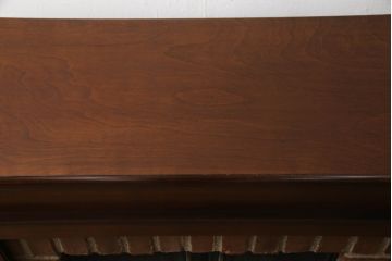 中古　美品　Rustic Craft(ラスティック・クラフト)　まるで本物のようなリアルさが目を引くイミテーション暖炉(定価約31万円)(マントルピース)(R-055964)