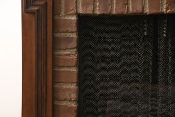 中古　美品　Rustic Craft(ラスティック・クラフト)　まるで本物のようなリアルさが目を引くイミテーション暖炉(定価約31万円)(マントルピース)(R-055964)