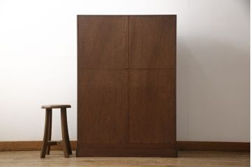 和製アンティーク　シックな色合いと品のある佇まいが魅力的な本箱(ブックケース、本棚、戸棚、収納棚)(R-055966)