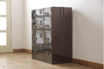 上手物!　和製アンティーク　美品　総桐　黒漆と金具の細工にこだわりを感じる庄内箪笥(引き出し、和タンス、収納箪笥、桐たんす)(R-055970)