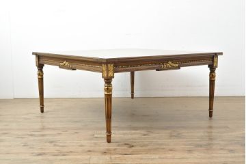 中古　美品　アメリカ　KARGES FURNITURE(カーゲス・ファニチャ)　細やかな意匠にこだわりを感じるリビングテーブル(センターテーブル)(R-055995)