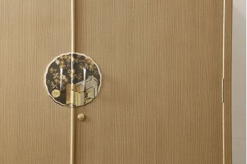中古　美品　品のある佇まいが魅力的な国産高級総桐箪笥(胴厚)(着物箪笥、衣装箪笥、桐たんす)(R-056011)