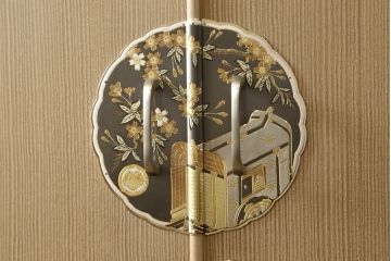 中古　美品　品のある佇まいが魅力的な国産高級総桐箪笥(胴厚)(着物箪笥、衣装箪笥、桐たんす)(R-056011)