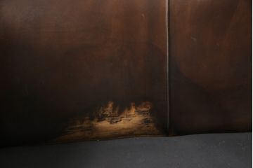 ロイズ・アンティークス　本革製　クラシカルなヴィンテージスタイルにおすすめ!3人掛けレザーソファ(3Pソファ、アームソファ)(定価約65万円)(R-056017)