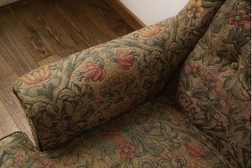 中古　美品　DREXEL HERITAGE(ドレクセルヘリテイジ)　落ち着いた色合いとボタニカル柄がクラシカルな雰囲気を高める3人掛けソファ(定価約100万円)(三人掛けソファ、3P)(R-056018)