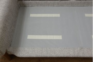 中古　展示美品　2019年8月購入　エスティック　フォルマックス(formax)　パンナ(PANNA)　フェザー　ナチュラルな空間づくりにおすすめの2P片肘ソファ(右)+片肘ロングシートソファ(左)セット(二人掛けソファ、カウチソファ、ロングソファ)(定価約86万8千円)(R-056023)