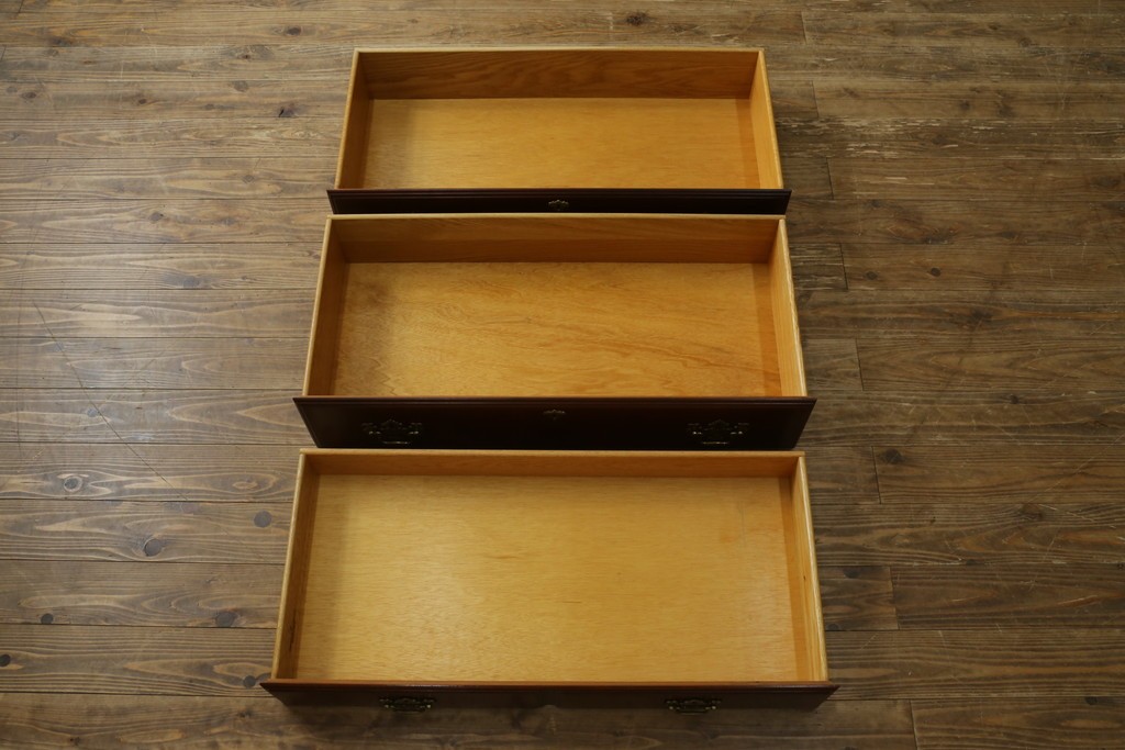 中古　美品　ペンシルバニアハウス(PENNSYLVANIA HOUSE)　品のある佇まいが美しいクラシックチェスト　(R-056024)