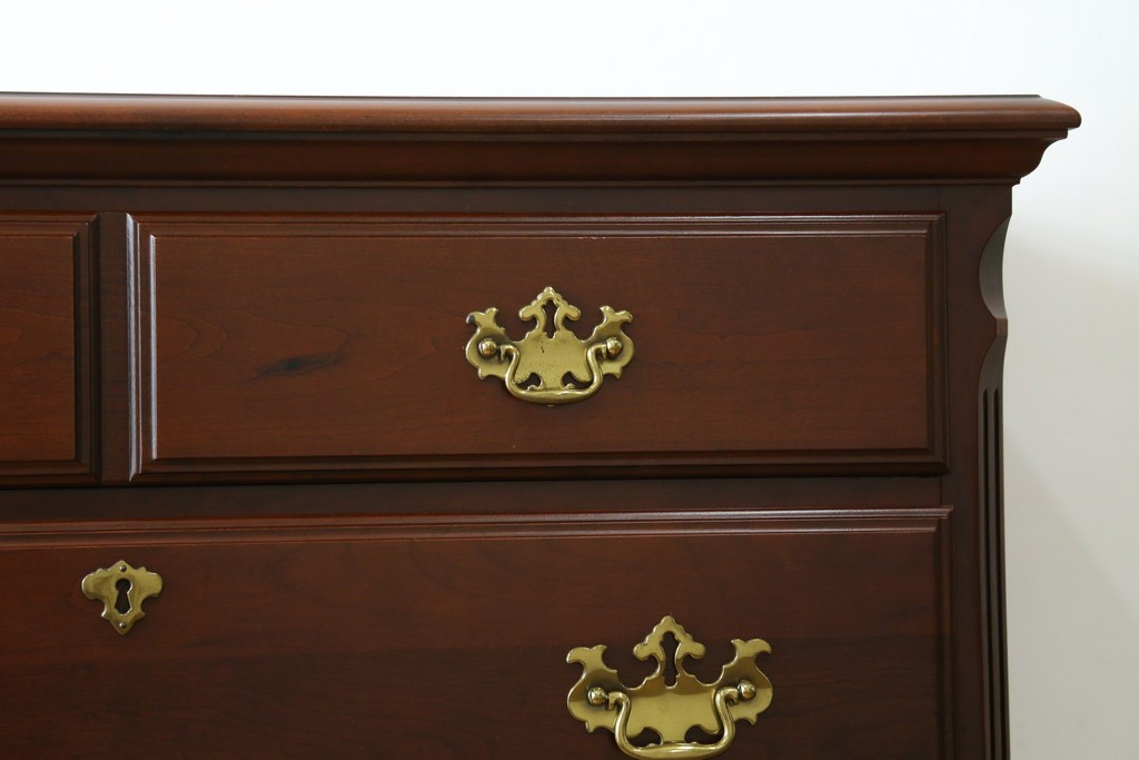 中古　美品　ペンシルバニアハウス(PENNSYLVANIA HOUSE)　品のある佇まいが美しいクラシックチェスト　(R-056024)