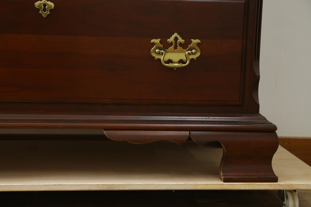 中古　美品　ペンシルバニアハウス(PENNSYLVANIA HOUSE)　品のある佇まいが美しいクラシックチェスト　(R-056024)