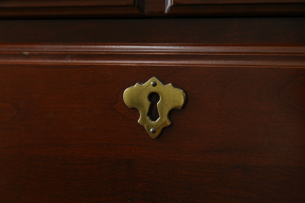 中古　美品　ペンシルバニアハウス(PENNSYLVANIA HOUSE)　品のある佇まいが美しいクラシックチェスト　(R-056024)
