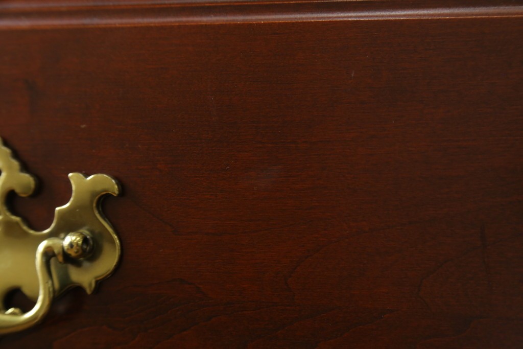 中古　美品　ペンシルバニアハウス(PENNSYLVANIA HOUSE)　品のある佇まいが美しいクラシックチェスト　(R-056024)